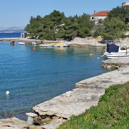 Appartement By The Sea Necujam, Solta - 8647 Grohote